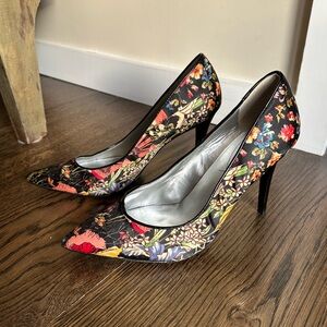 GUESS Black & Floral Heels